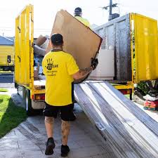 Best Moving and Downsizing Cleanouts  in Floresville, TX